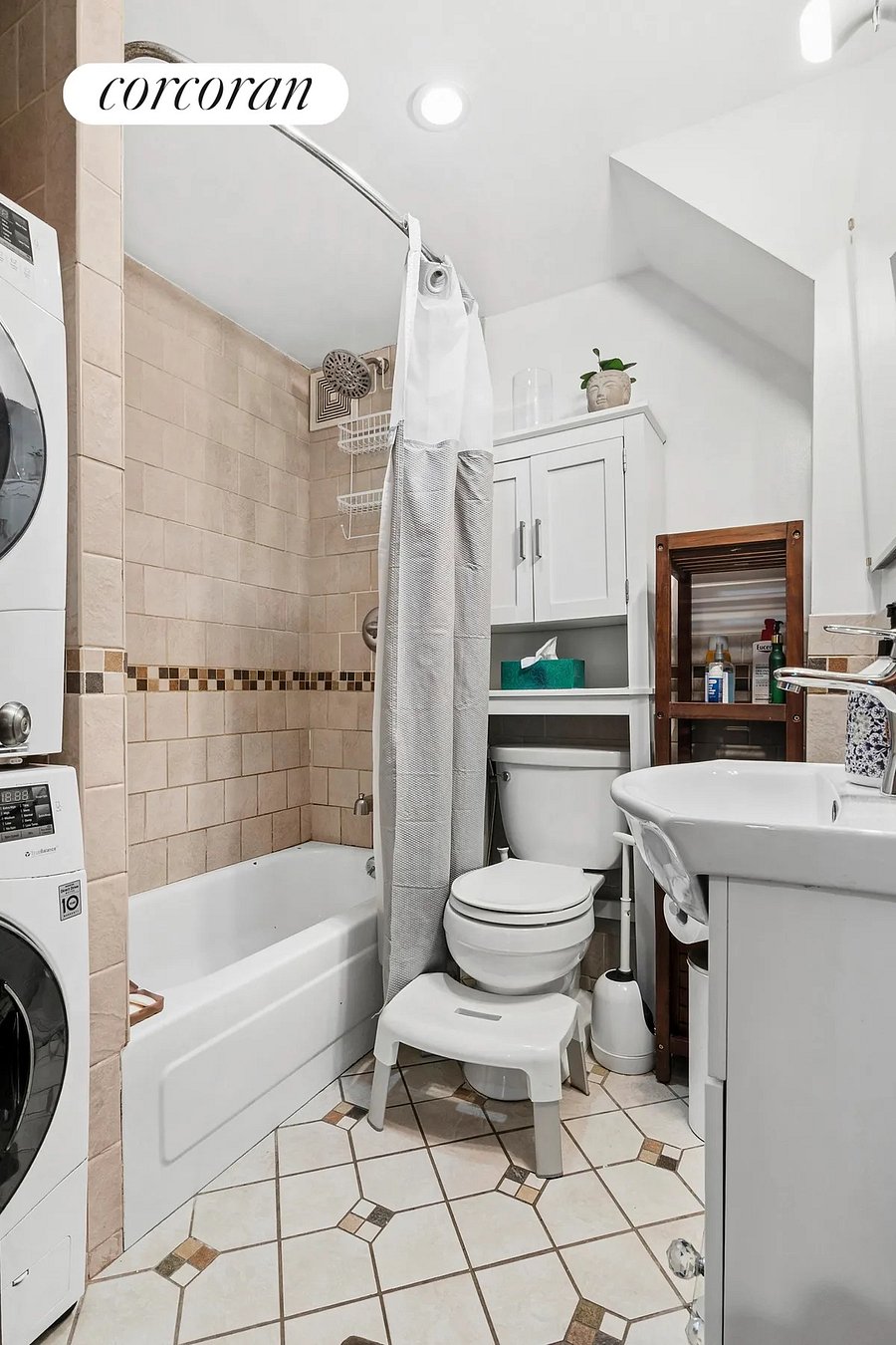 Furnished Finder property 1007383_1 photo 5