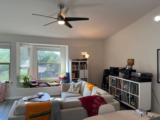 Furnished Finder property 1007423_1 photo 9