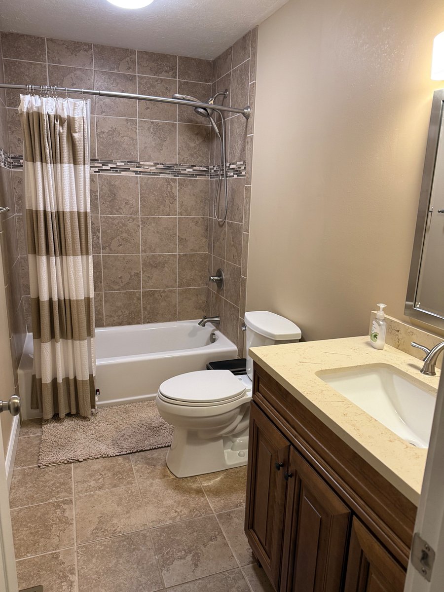 Furnished Finder property 1007429_1 photo 11