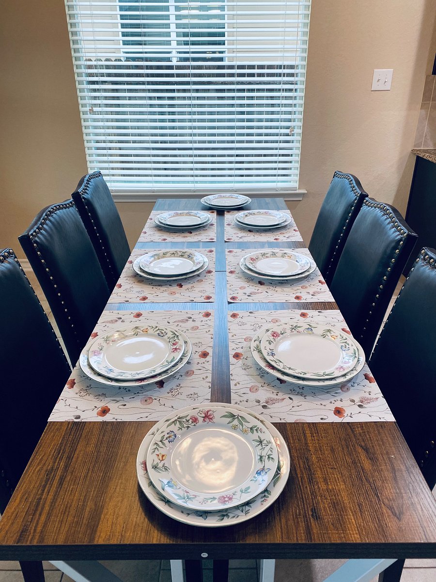 Dining room table
