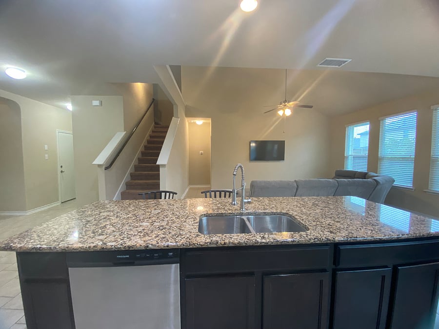 Furnished Finder property 1007446_1 photo 12