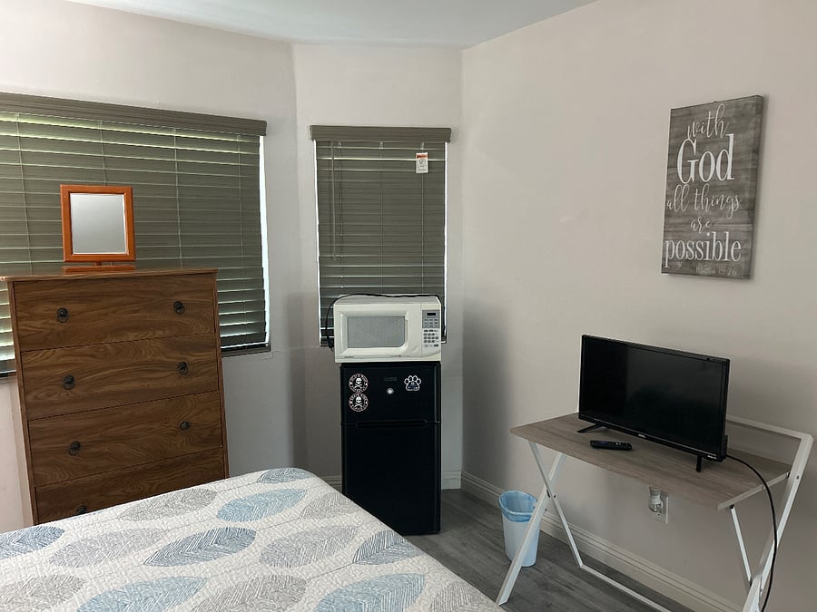 Furnished Finder property 1007449_1 photo 5