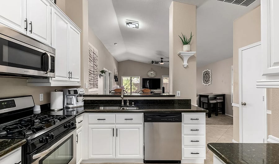 Furnished Finder property 1007451_1 photo 4