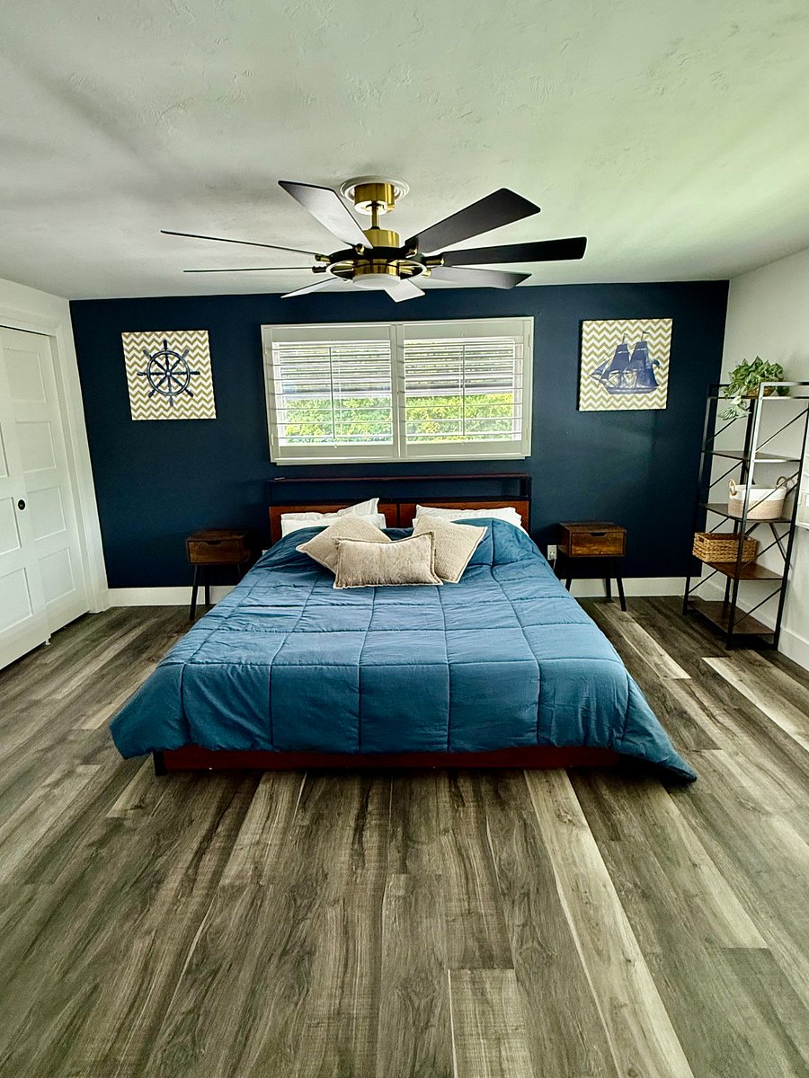 Upstairs Master With King Bed and En Suite Bathroom and Mounted TV