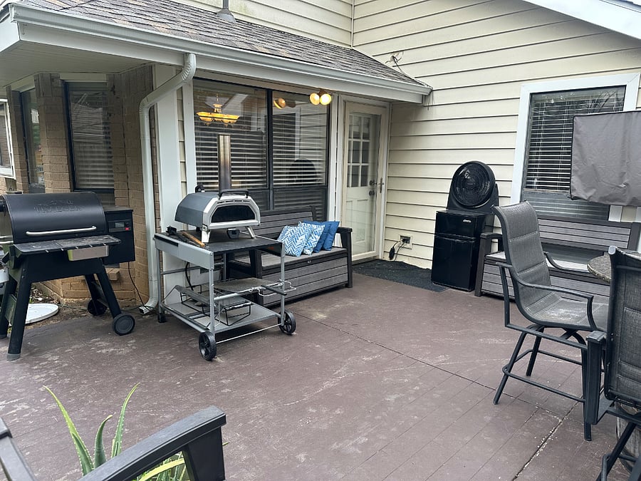 Traeger smoker / ooni pizza oven / small fridge / 50 inch. TV