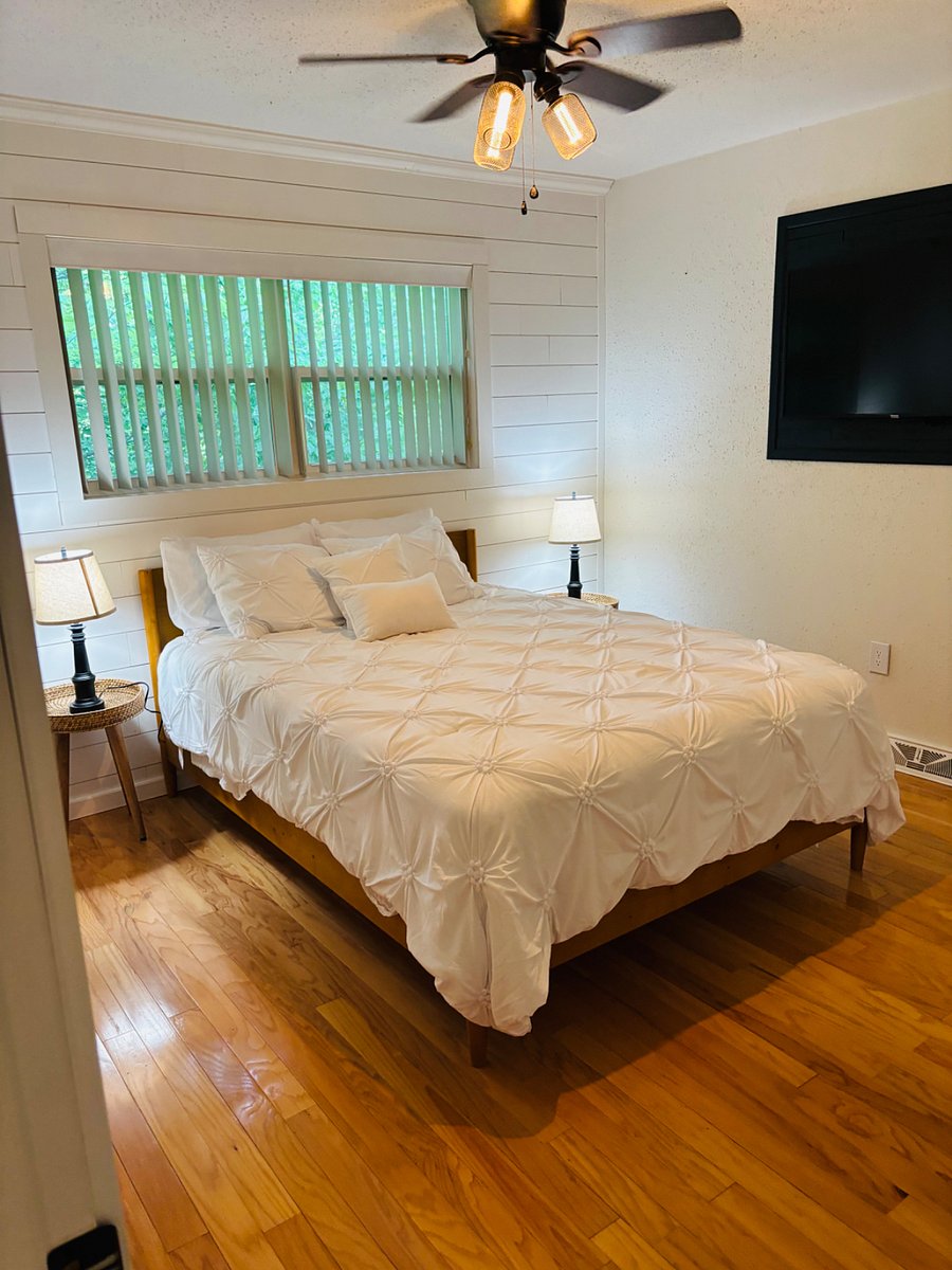 Bedroom 2 (ground level)