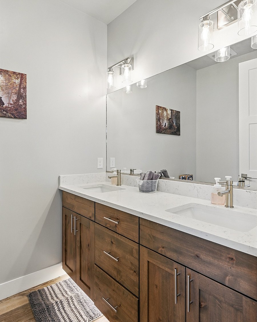 Master Bathroom.