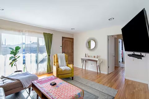 Furnished Finder property 1007535_1 photo 14