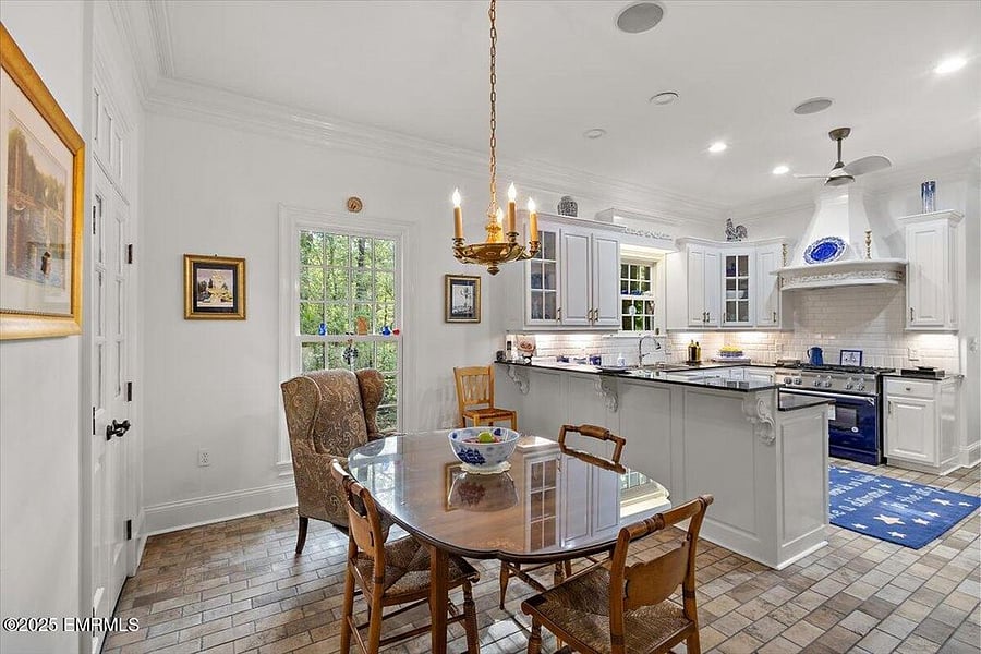 Furnished Finder property 1007550_1 photo 11