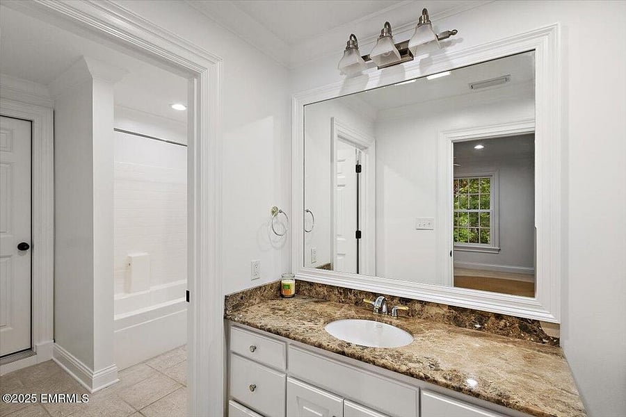 Furnished Finder property 1007550_1 photo 29