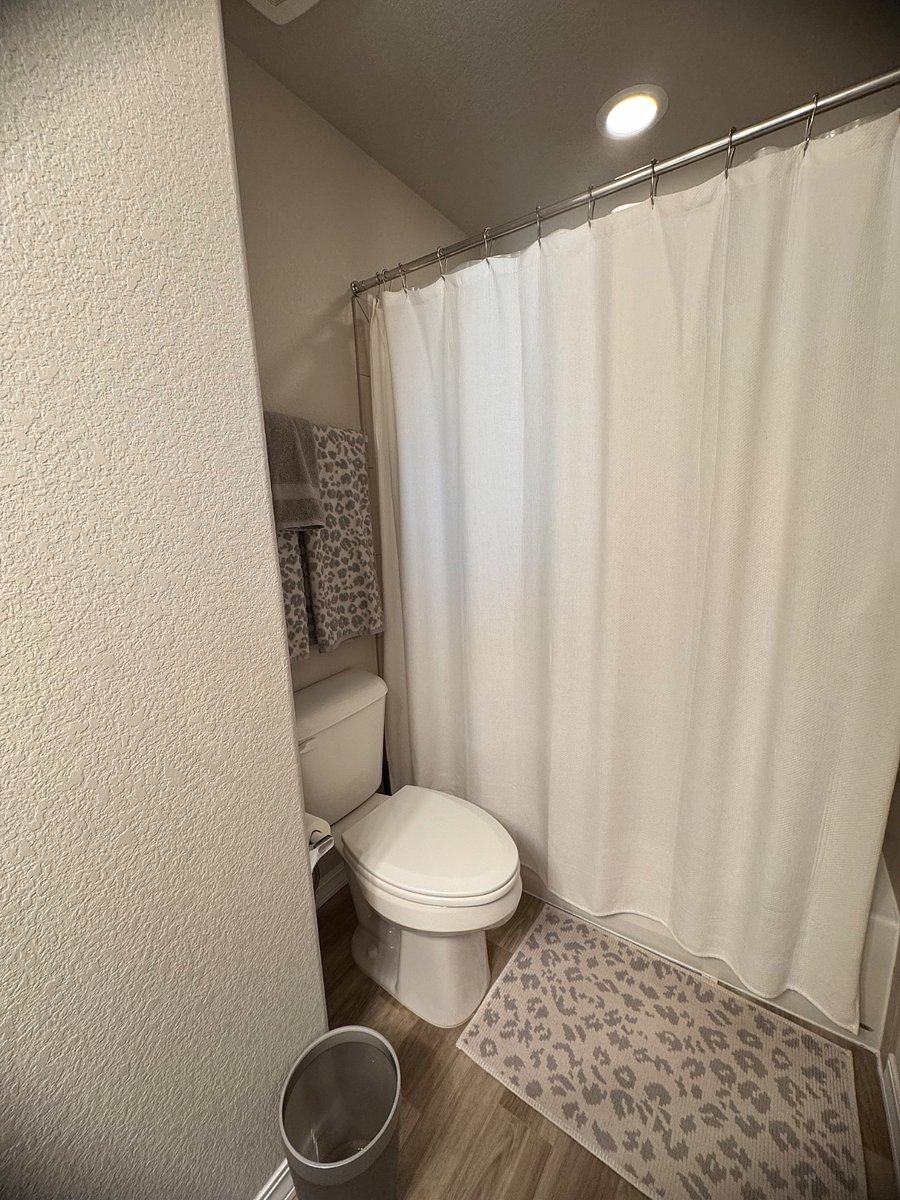 Furnished Finder property 1007552_1 photo 10
