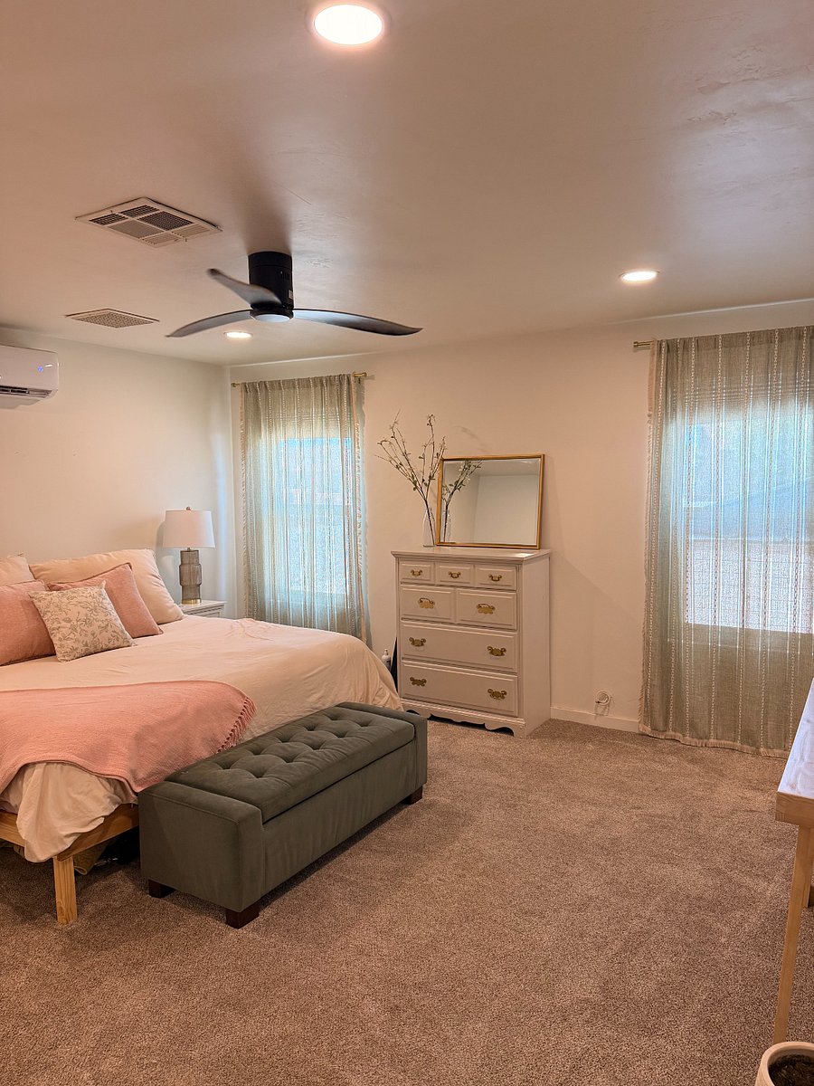 Main bedroomMain