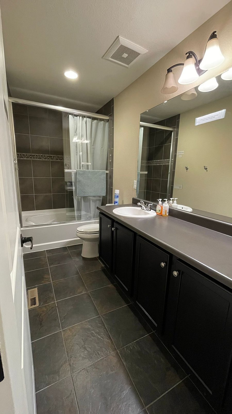 Furnished Finder property 1007606_1 photo 8