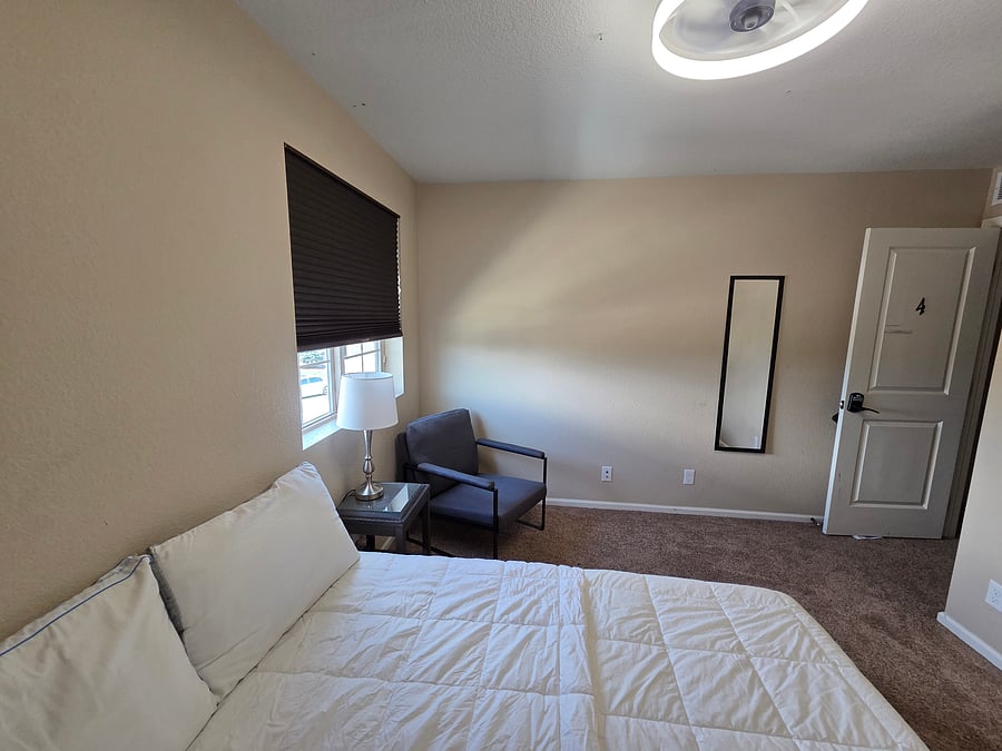 Furnished Finder property 1007606_1 photo 3