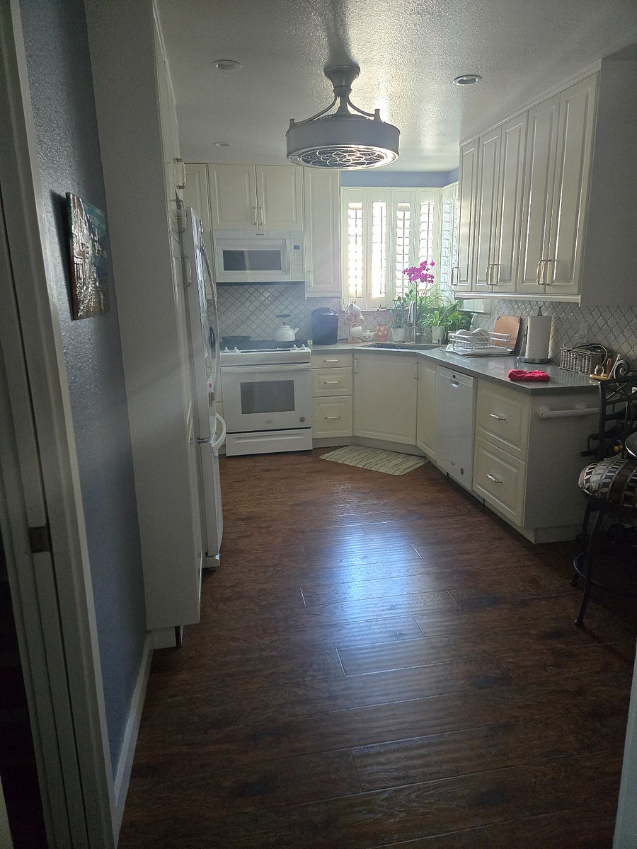 Furnished Finder property 1007614_1 photo 3