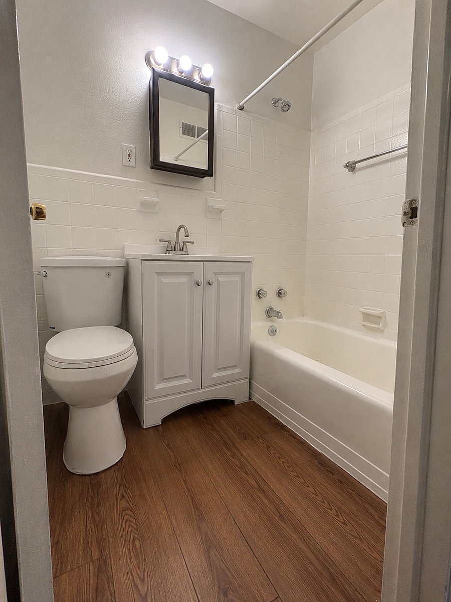 Furnished Finder property 1007624_1 photo 11