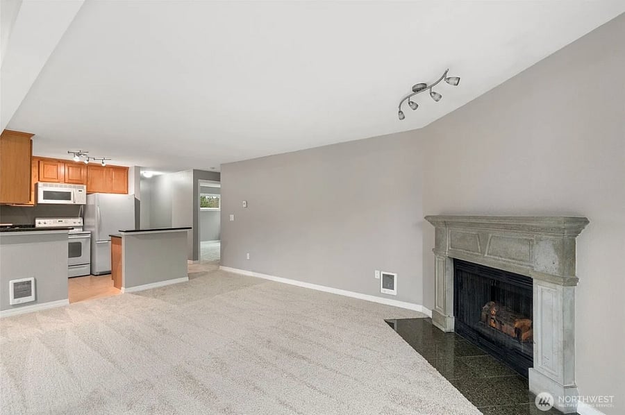 Furnished Finder property 1007626_1 photo 3