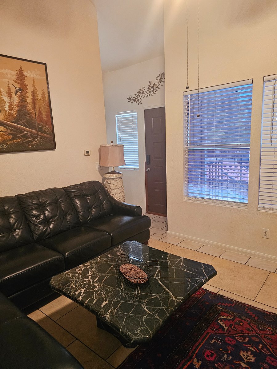 Furnished Finder property 1007638_1 photo 3