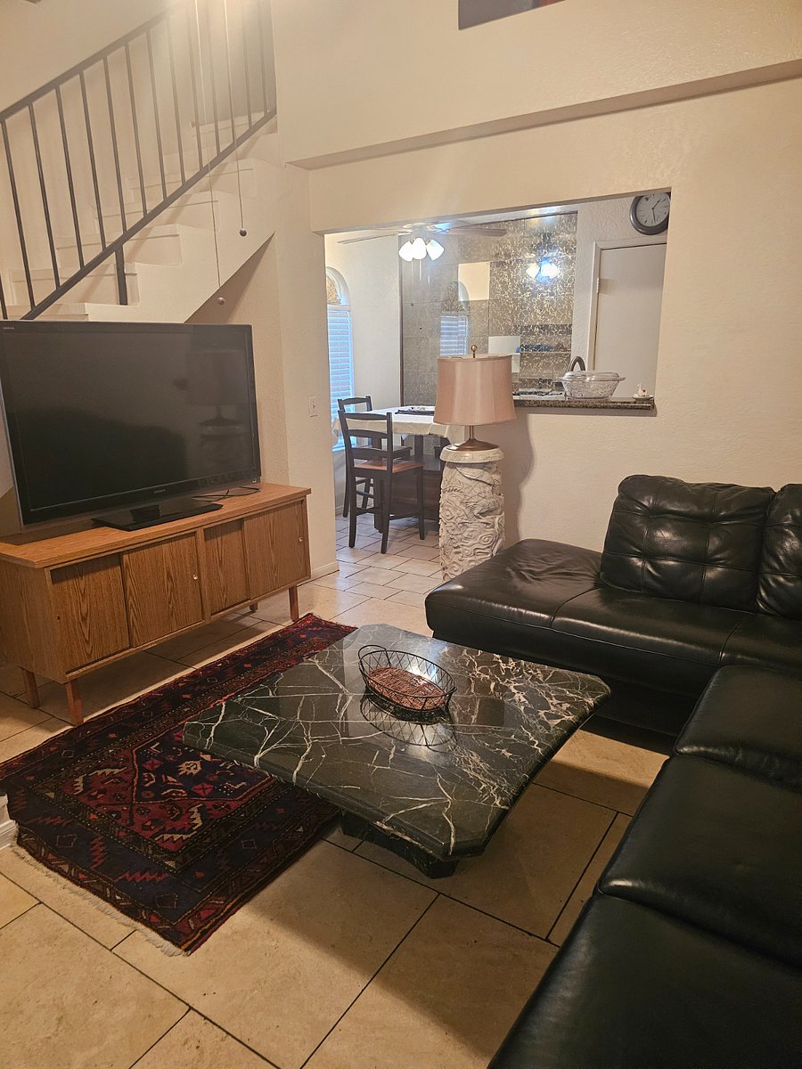 Furnished Finder property 1007638_1 photo 2