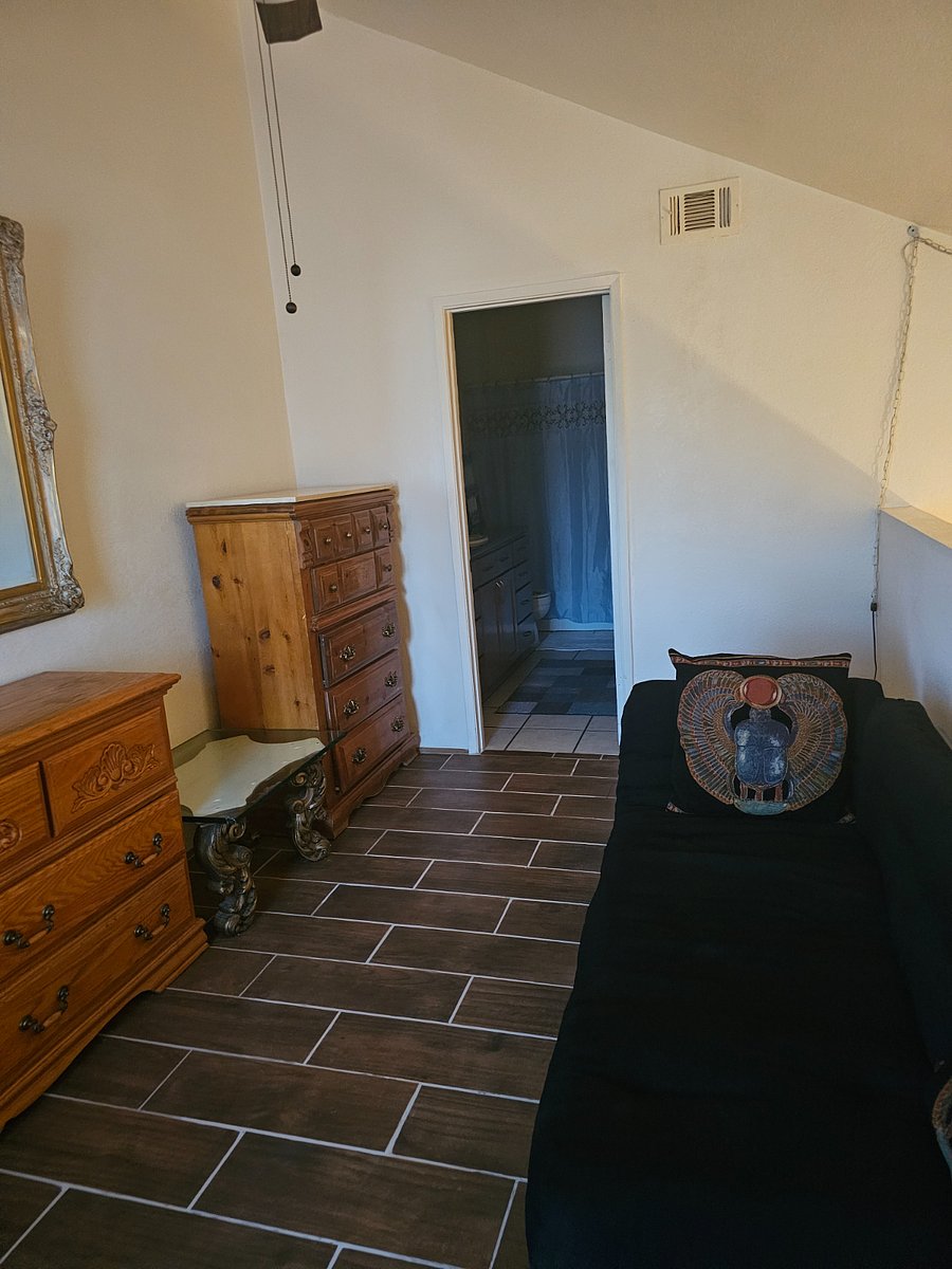 Furnished Finder property 1007638_1 photo 8