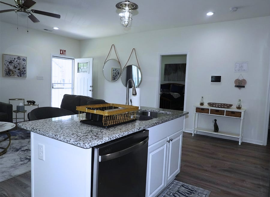 Furnished Finder property 1007646_1 photo 8