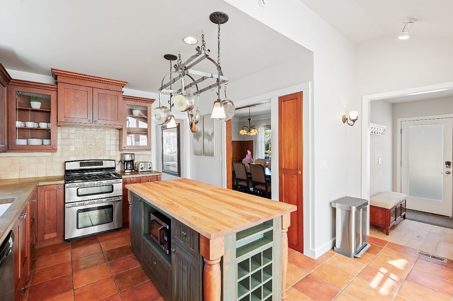 Furnished Finder property 1007651_1 photo 32
