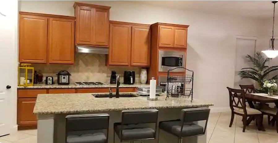 Furnished Finder property 1007652_1 photo 8