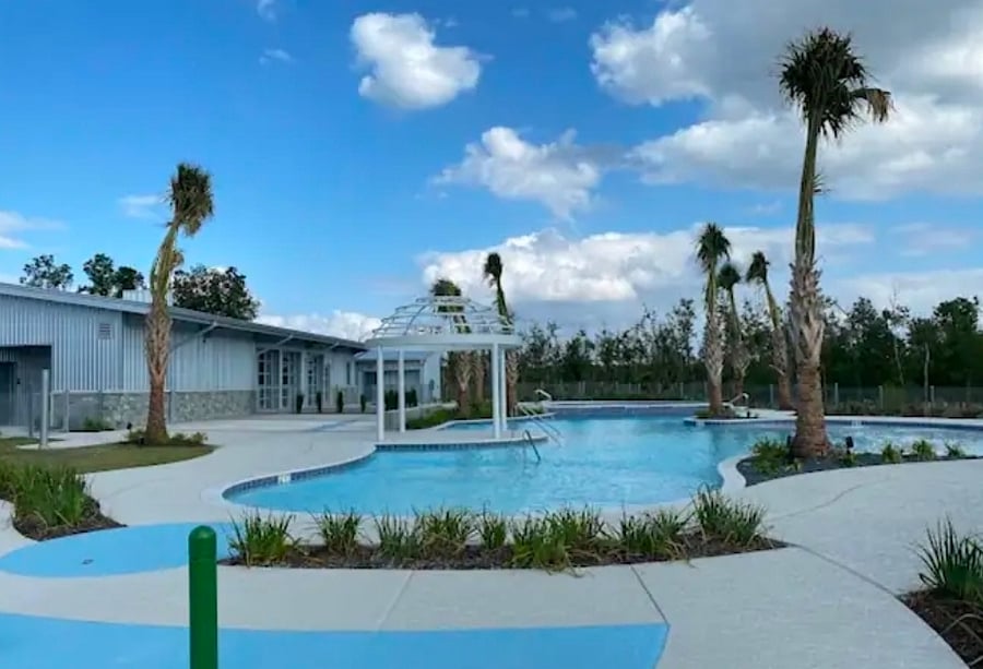Community pool