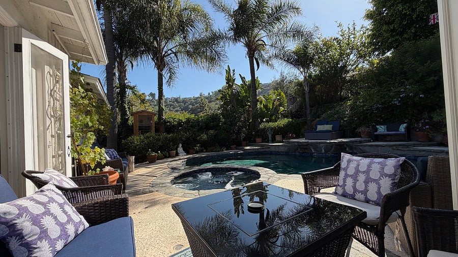 Furnished Finder property 1007693_1 photo 2
