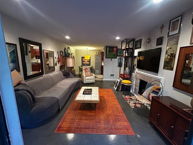 Furnished Finder property 1007704_1 photo 2