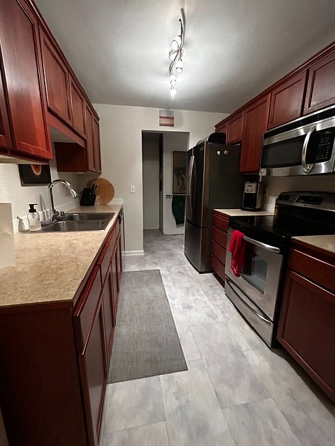 Furnished Finder property 1007704_1 photo 3