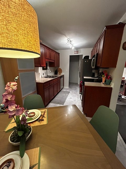 Furnished Finder property 1007704_1 photo 9