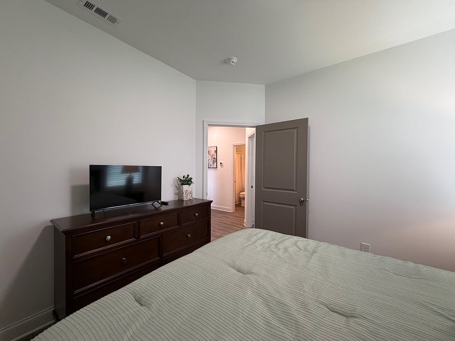 Furnished Finder property 1007745_1 photo 29