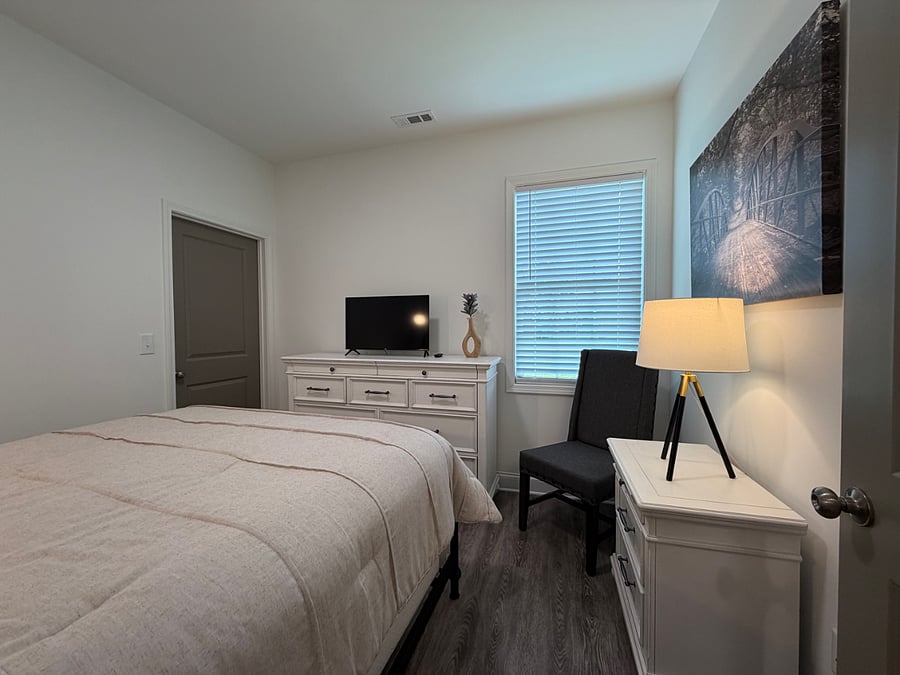 Furnished Finder property 1007745_1 photo 33