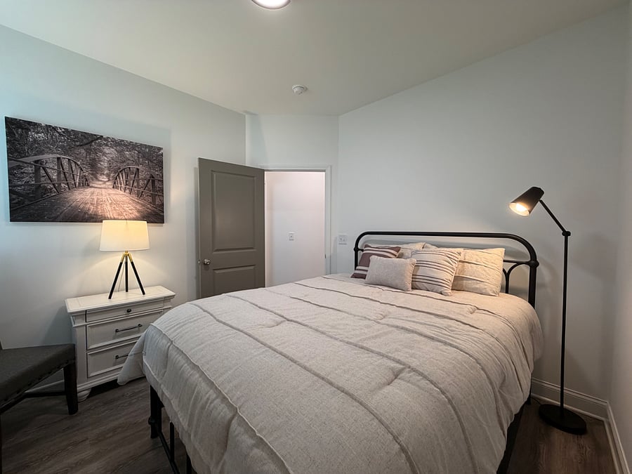 Furnished Finder property 1007745_1 photo 31