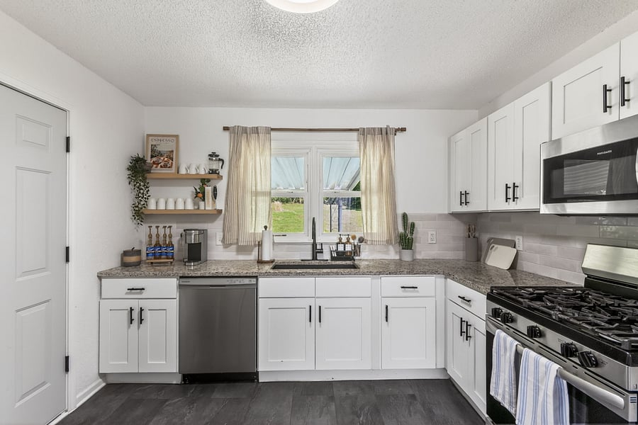 Furnished Finder property 1007798_1 photo 12