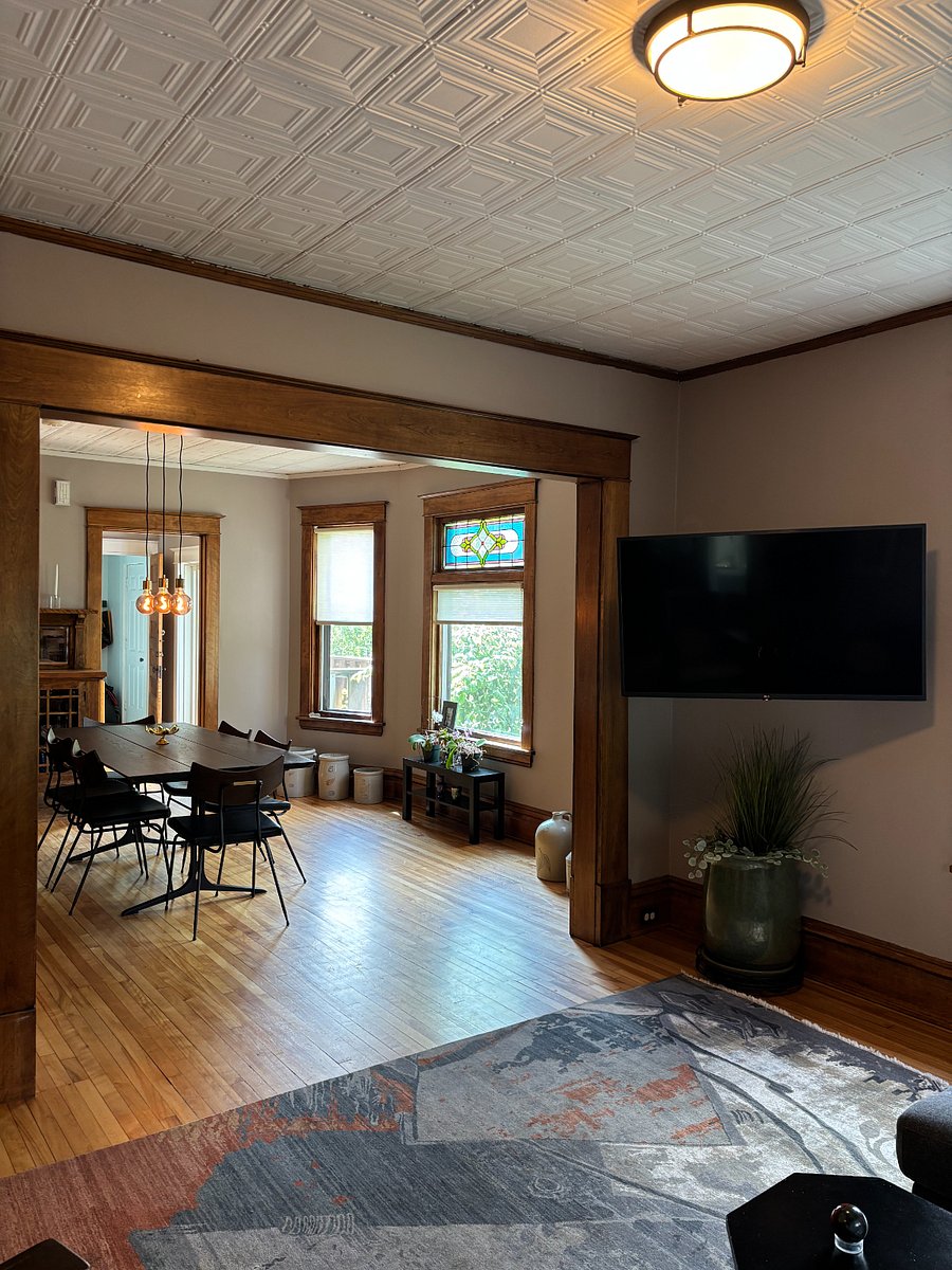 Furnished Finder property 1007810_1 photo 3