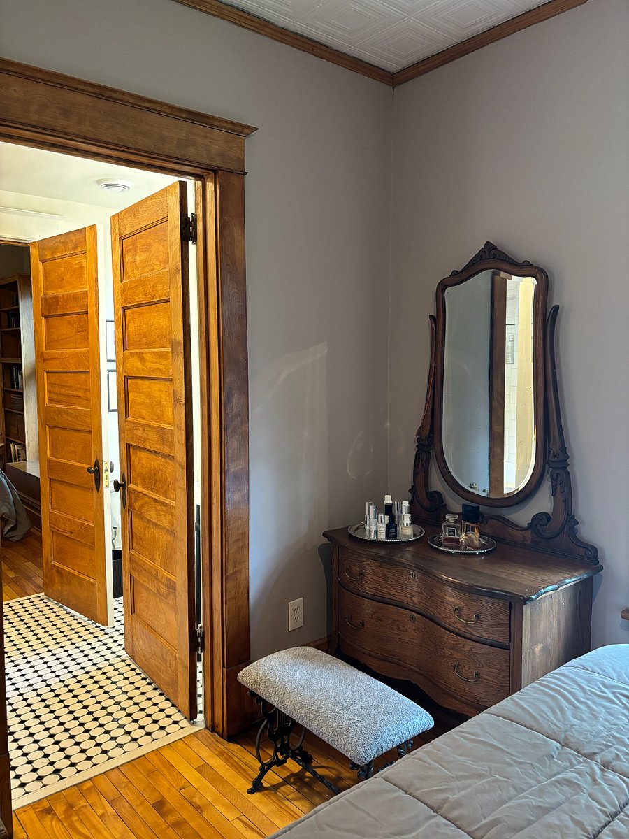Furnished Finder property 1007810_1 photo 11