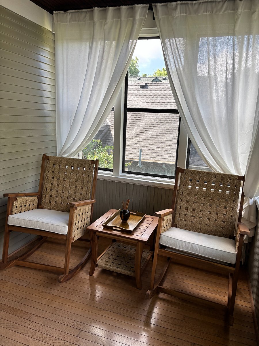 Furnished Finder property 1007810_1 photo 14