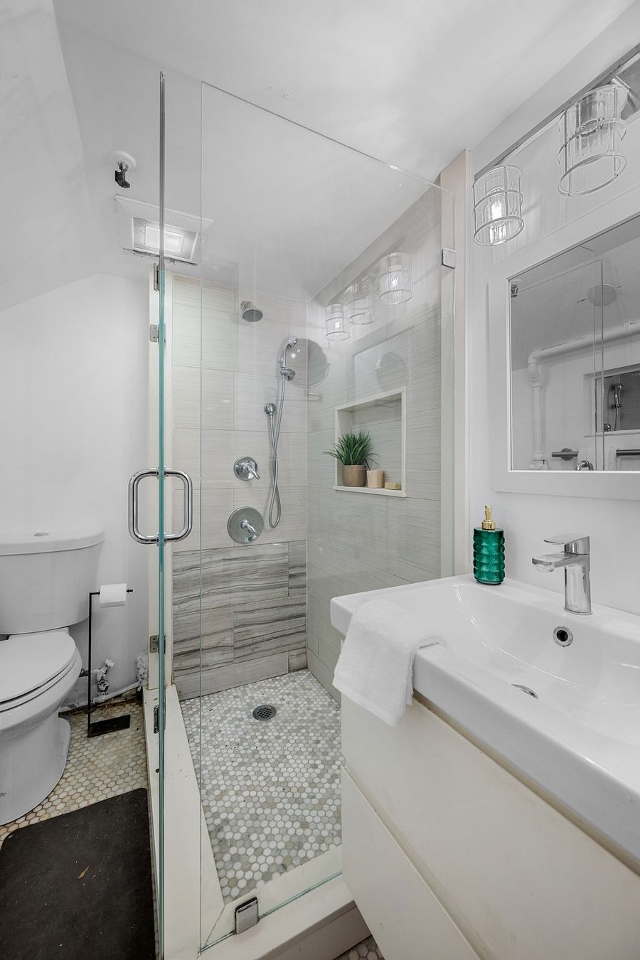 Furnished Finder property 1007814_1 photo 2