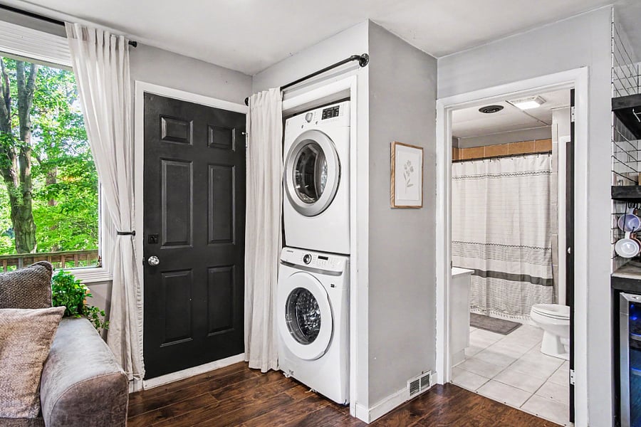 In-Unit Laundry