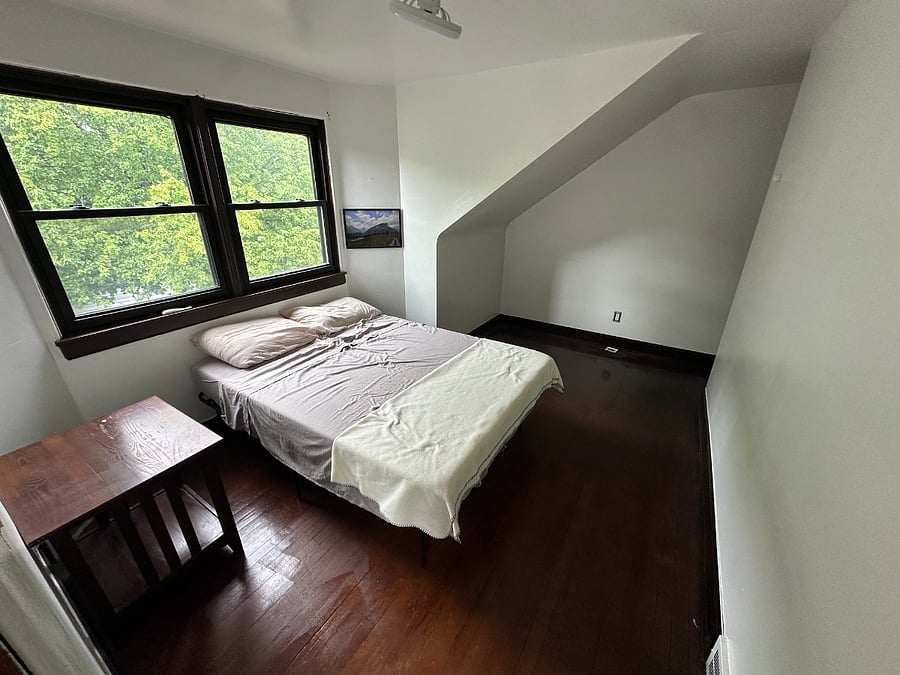 Upper floor second bedroom with full bed