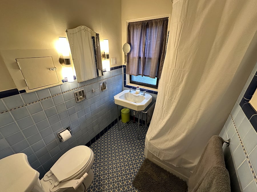 Furnished Finder property 1007849_1 photo 3