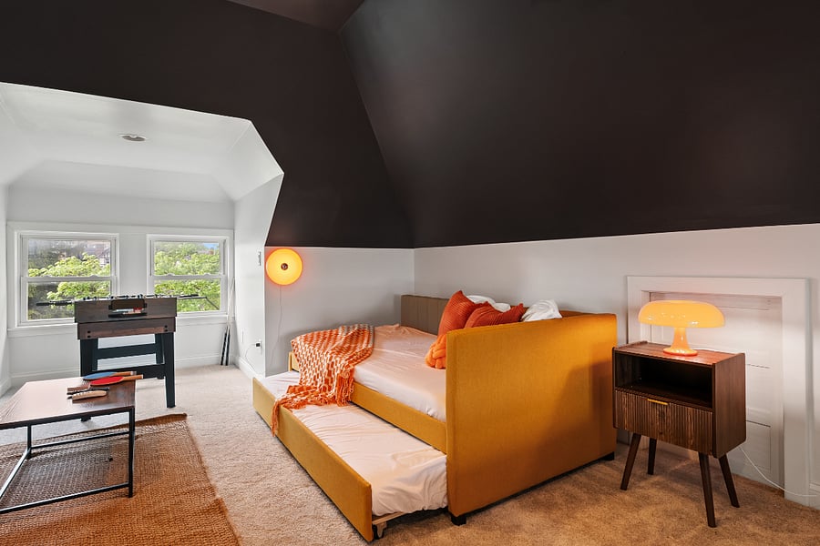 Pull out double/full bed on the 3rd floor.