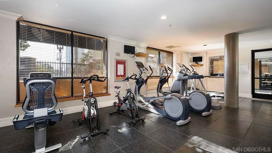 Furnished Finder property 1007871_1 photo 26