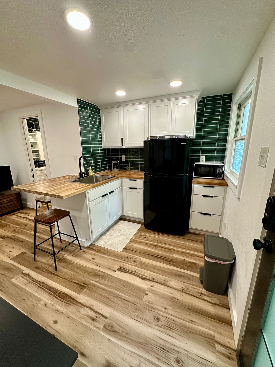 Furnished Finder property 1007885_1 photo 3