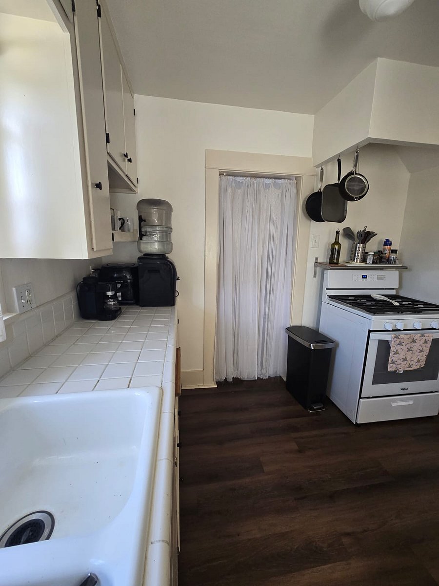Furnished Finder property 1007902_1 photo 7
