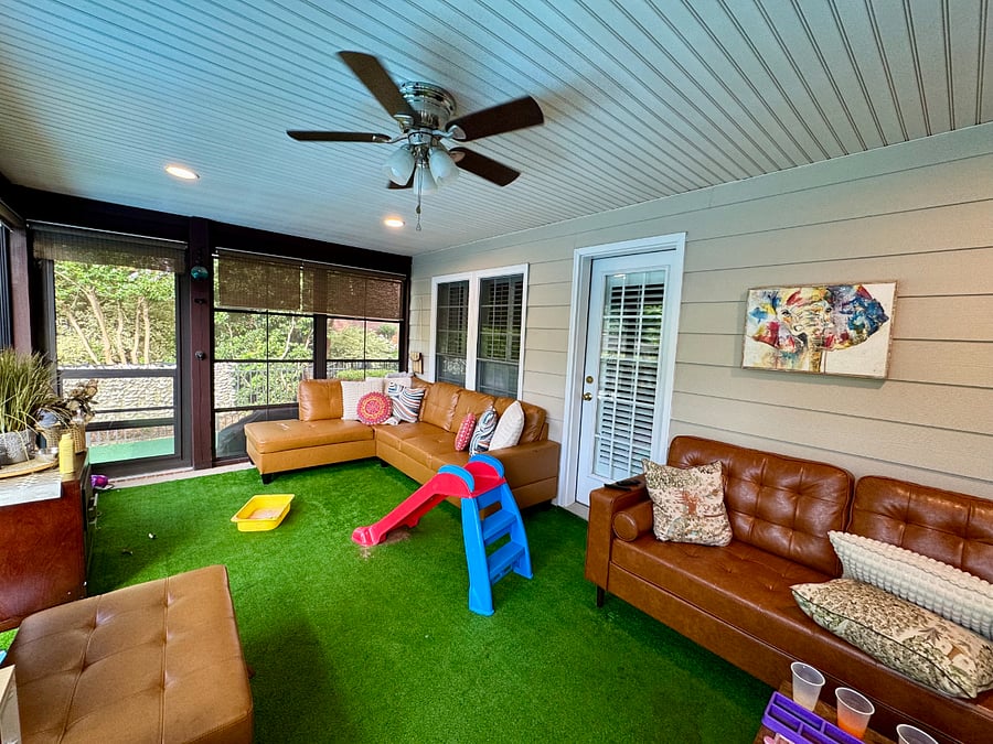 Covered Deck beside pool
