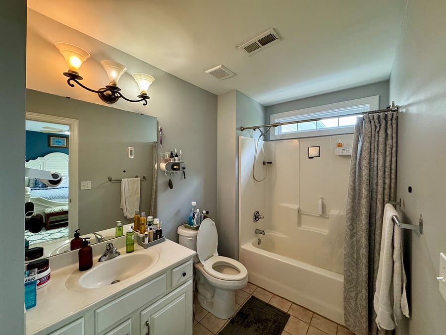 2nd Bathroom