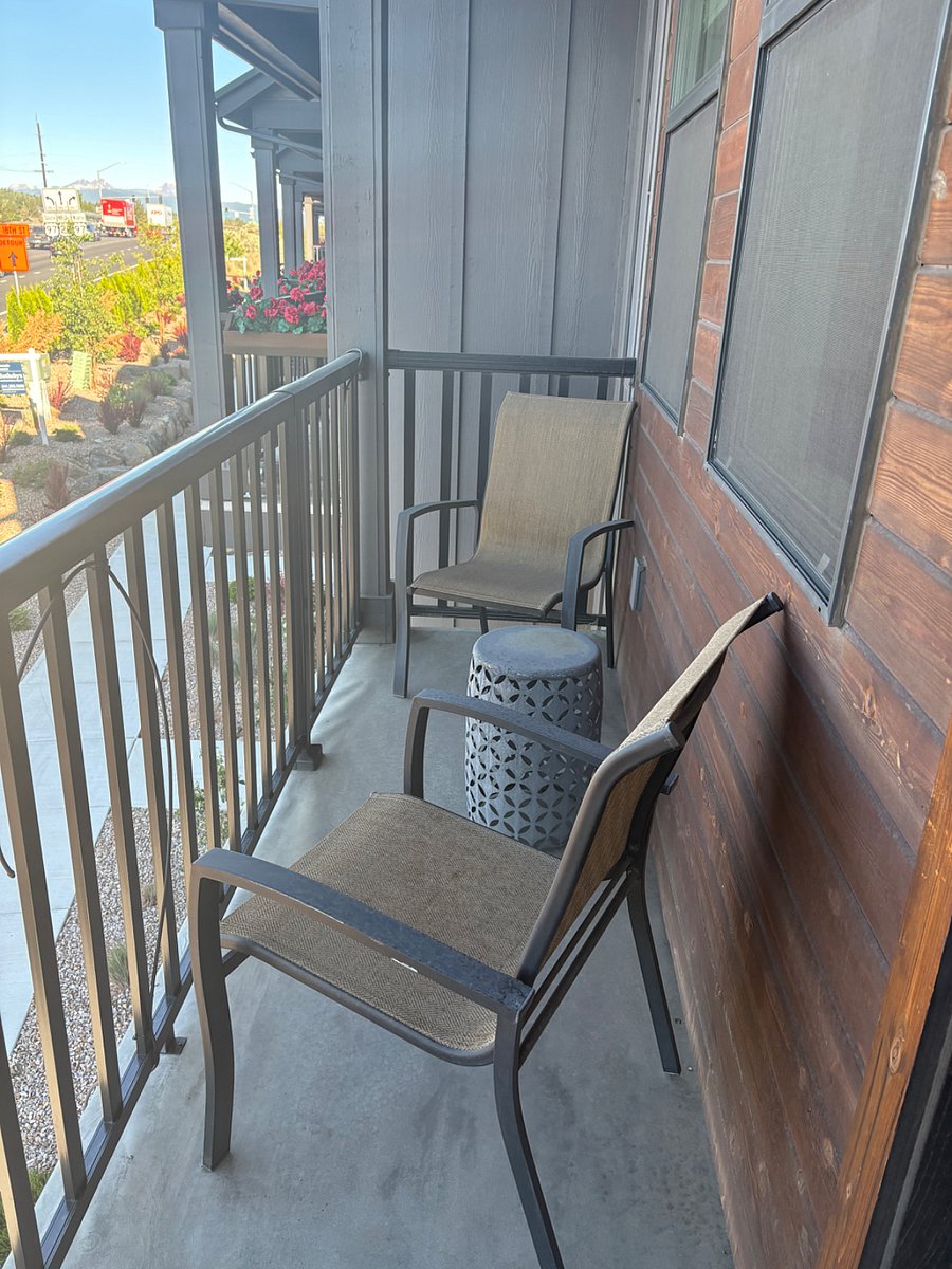 Furnished Finder property 1007914_1 photo 11